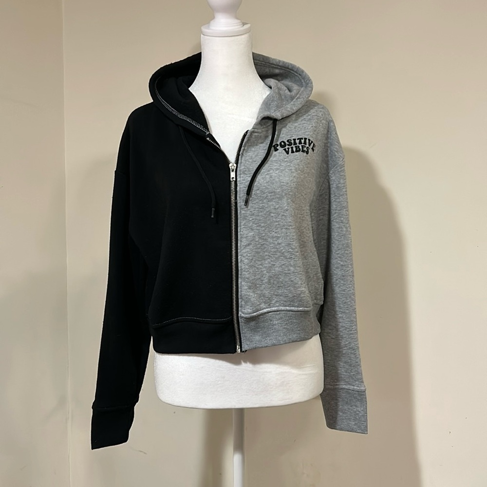 Cropped Women’s Hoodie